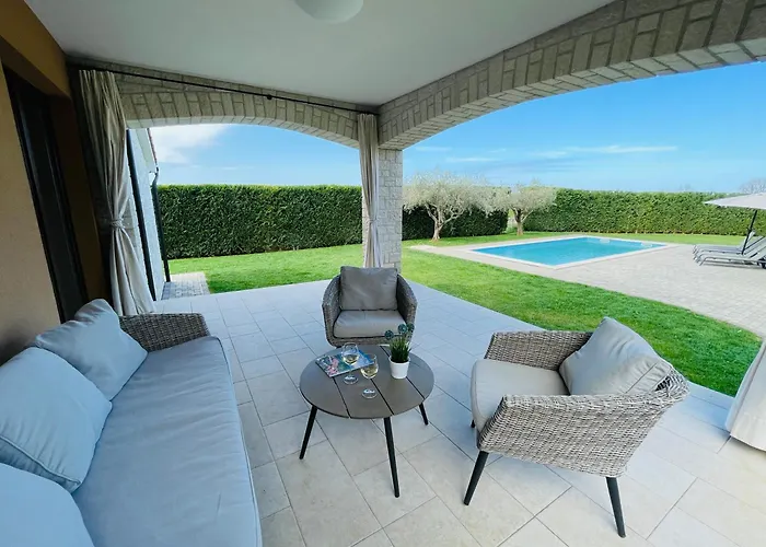 Cosima In Ruhiger Lage, Naehe Villa *