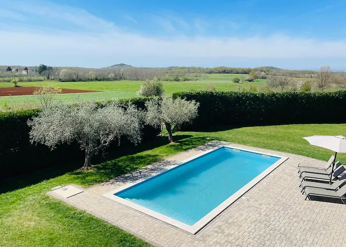 Cosima In Ruhiger Lage, Naehe Villa Poreč