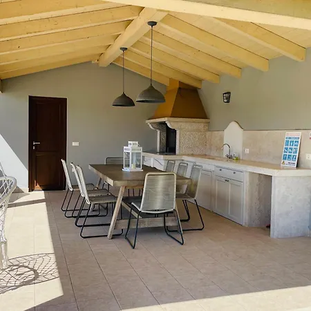 Cosima In Ruhiger Lage, Nähe Poreč