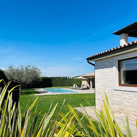 Cosima In Ruhiger Lage, Nähe Villa *